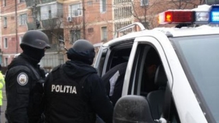 Zeci de percheziții în București și patru județe, într-un dosar de evaziune și spălare de bani
