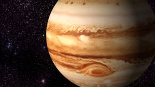 O navă spațială NASA surprinde o imagine a lumii oceanice de pe Europa, satelitul planetei Jupiter