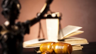 Proiectul Legii de modificare a codurilor penale, discutat cu specialiştii din justiţie