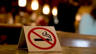 Legea antifumat a fost modificată! Vezi unde se poate fuma!