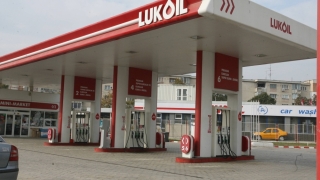 Lukoil planifică retragerea din Polonia, Letonia și Lituania