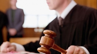 Asociaţiile de magistraţi cer să nu se pună presiune pe judecătorii CCR