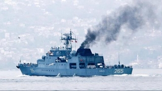 Manevre militare navale româno-ucrainene lângă Insula Şerpilor