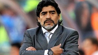 Maradona, acuzat de hărţuire sexuală de o jurnalistă