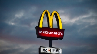 McDonald’s anunță că se va retrage din Rusia și că își va vinde afacerile