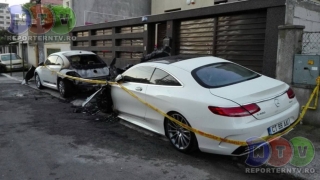 Mercedes de 130.000 de euro, incendiat în Piața Chiliei