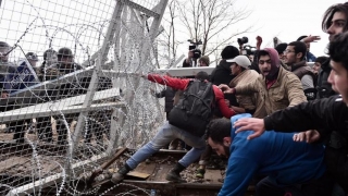 O nouă tabără de migranți din nordul Parisului a fost evacuată