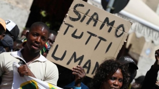 Guvernul italian înființează tribunale speciale pentru solicitanții de azil