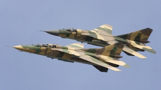 Un avion MiG-23 libian s-a prăbușit după raiduri asupra SI