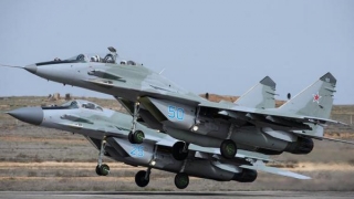 România şi Bulgaria blochează transferul unor avioane militare ruse în Serbia?