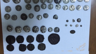 Peste 70 de monede bizantine, confiscate la Vama Veche!