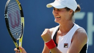 Monica Niculescu şi Vania King s-au calificat în optimile de finală la turneul de la Beijing