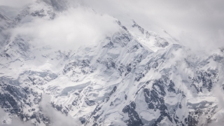 10 morţi şi 18 dispăruţi într-o avalanşă în Himalaya