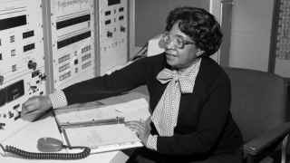 NASA îşi redenumeşte sediul principal după prima ingineră afro-americană din agenţie, Mary W. Jackson