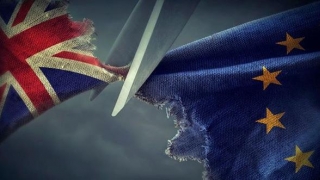 Negociatorul-şef britanic acuză UE că pune frână Brexit