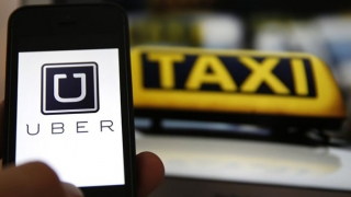 Legea taximetriei, modificată: Uber și Taxify, obligate să obțină licențe