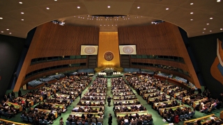 Adunarea Generală ONU cere încetarea confruntărilor militare în Siria