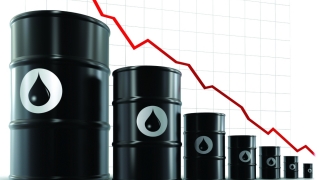 Prețurile petrolului au scăzut după ce Arabia Saudită a anunțat investiții în proiecte energetice