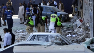 Pakistan, înapoi pe frontul de luptă! Cumplit atentat în Lahore