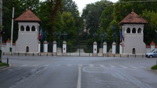 Scrisoarea cu propunerea de premier a ajuns la Palatul Cotroceni