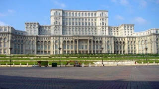 Alertă falsă cu bombă la Palatul Parlamentului