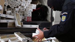 Percheziții la persoane bănuite de contrabandă cu țigări