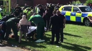 Şase persoane rănite la Newcastle, după ce o maşină a intrat în mulţime