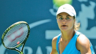 Monica Niculescu pierde în primul tur la Sankt Petersburg, ratând înfruntarea cu Simona Halep