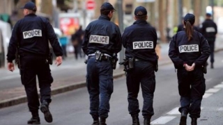 Cinci licee din Paris au fost evacuate în urma unei amenințări cu bombă