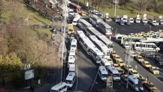 Transportatorii rutieri amenință cu prelungirea protestelor și după ora 15:00, „până la rezolvarea problemelor“