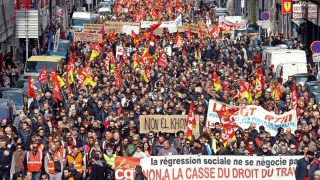 Proiectul lui Macron privind reforma legislației muncii, adoptat! Urmează mişcări de protest?