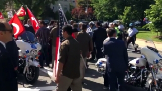 Nouă răniți! Violențe de stradă la Washington, în urma vizitei lui Erdogan