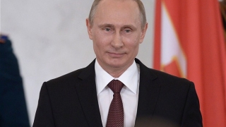 Vladimir Putin: Rusia continuă raidurile împotriva 