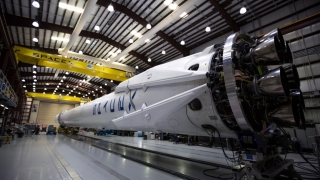 Racheta Falcon 9 - SpaceX, rămâne la sol