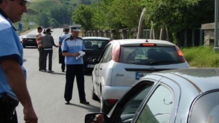 Razie la Constanța! 418 persoane legitimate, peste 200 de autovehicule oprite în trafic