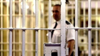 Un parlamentar britanic cere transferul deținuților străini în țările de origine, inclusiv România
