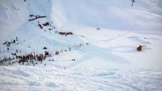 Turist român aflat pe pârtie în momentul avalanşei, martor principal