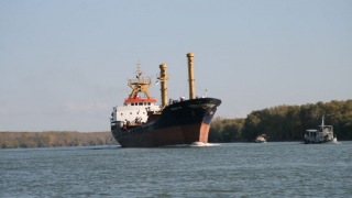 Circulația maritimă suspendată pe brațul Sulina