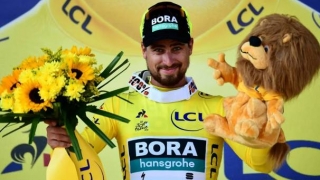 Gaviria şi Sagan, învingători în primele două etape din Turul Franţei
