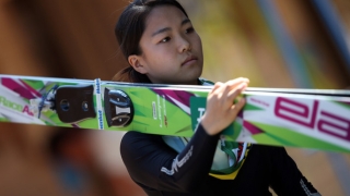 Sara Takanashi a câștigat Cupa Mondială  la sărituri cu schiurile pentru a patra oară