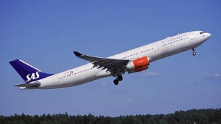 Un avion a aterizat de urgență în Suedia în urma unei amenințări cu bombă
