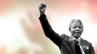 Se împlinesc 100 de ani de la naşterea lui Mandela!