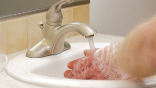 Spălatul mâinilor în spital, „o superstiție“?! Ministrul Sănătății avertizează!