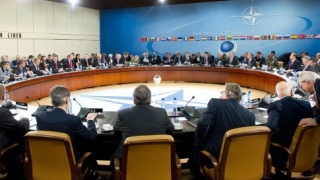 Miniștrii apărării din NATO se reunesc la Bruxelles