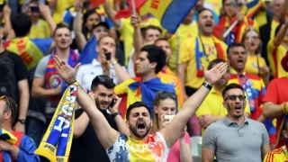 Suporteri români reținuți la Paris