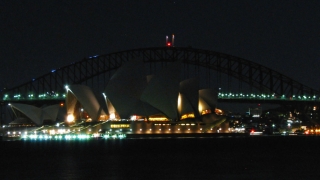 Luminile au fost stinse la Sydney