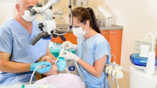 Târziu la medic! Peste un sfert din populația României suferă de lipsa dinților