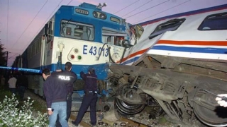 Morți și răniți după ce un tren a deraiat! Adevărat CARNAGIU în Turcia!