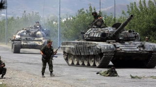 Trupele ruse exersează distrugerea de tancuri la aplicaţii în Transnistria