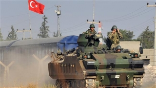 Armata turcă, pe picior de intervenție la graniţa cu Siria